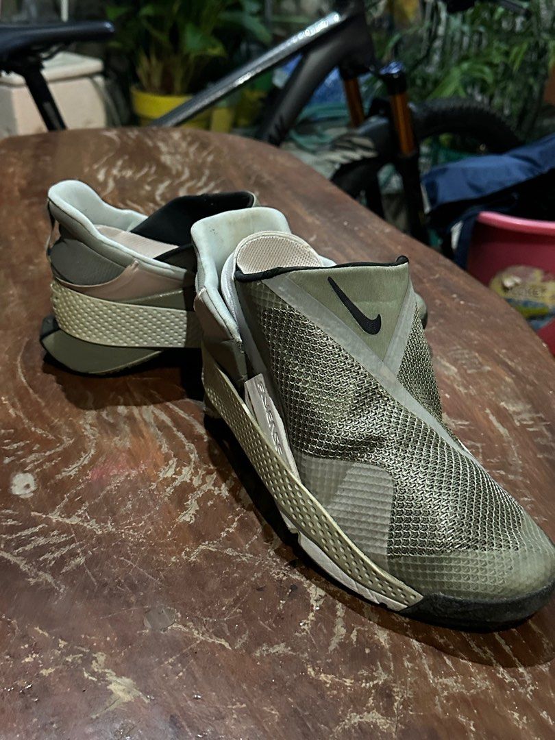 Nike Flyease Light Army Size 7 Mens (Category: Sneakers) located in Makati City. Submitted by niklaurels (Listing ID 1327524777, Image 3). Description: Nike Flyease Light Army Size 7 Mens Bought it sa US, no box ✨.