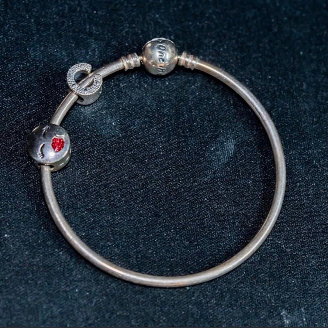 Pandora Moments One in a Million Clasp Bangle (Category: Bracelets) located in Manila. Submitted by nikx2222 (Listing ID 1327544800, Image 3). Description: Pandora Moments One in a Million Clasp Bangle 💯 Original w/ proof ✅ Bangle w/ box included ✅ Bracelet Size - 19 ✅ Actual photo posted ‼️ MOP : BDO or COD only.