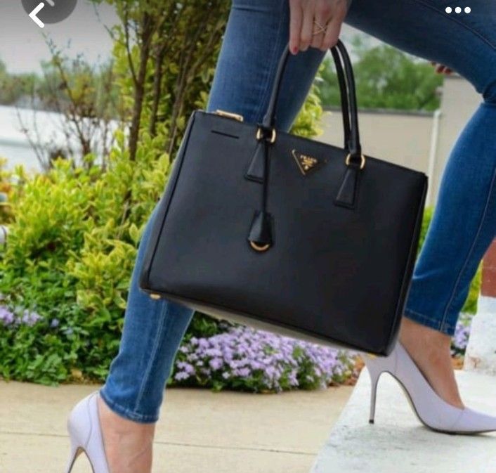 Prada Saffiano lux (Category: Luxury Bags & Wallets) located in San Jose. Submitted by cheapest_thrill_closet (Listing ID 1327480411, Image 1). Description: used but not abuse! it's a personal owned bag..