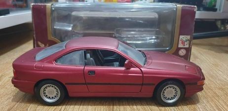 Road Legends Diecast BMW 850i (Category: Vehicle & Diecast Models) located in Bacolod City. Submitted by mark_vector (Listing ID 1327469412, Image 1). Description: For Sale 1/18 Scale Diecast Metal Car Model BIB condition No issues Pick up in Alabang or Dasmarinas Cavite. Can do meet ups within or nearby the area..
