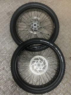 （分類：）位於 。 由 bubutak 提交（商品編號 1327454803，圖片 1）。簡介： 。
