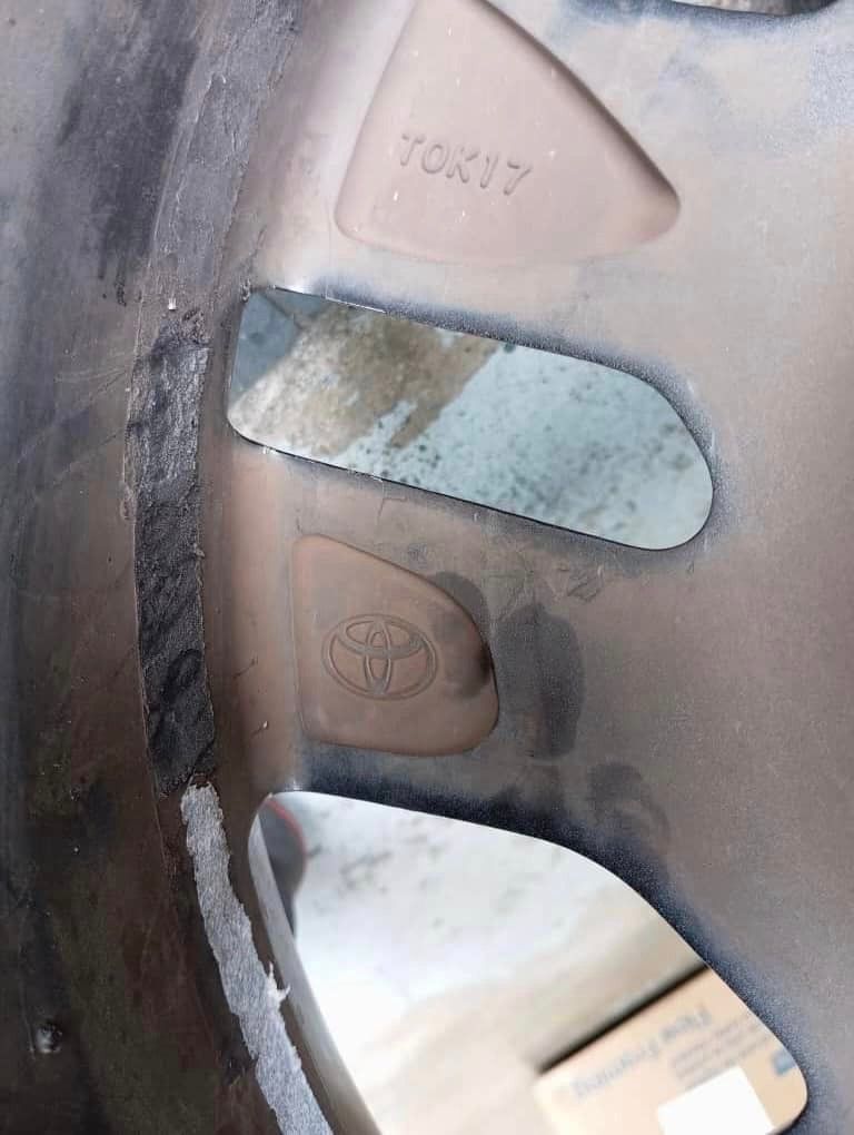 SPORT Rim 4X4 TOYOTA ORI 18
