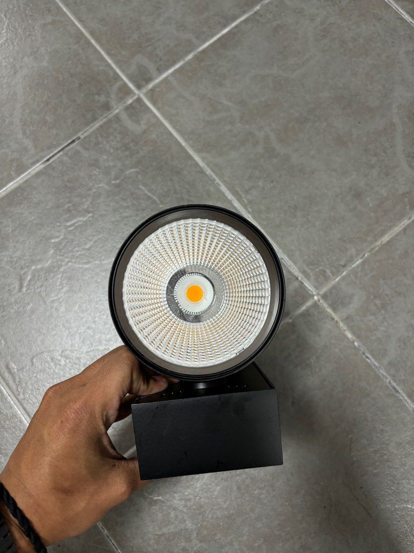 Spotlight, Furniture & Home Living, Lighting & Fans, Lighting on Carousell