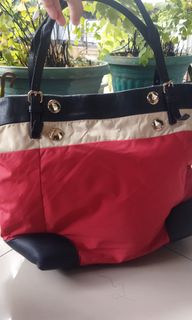 (Kategori: ) berada di . Dikirim oleh qeeran (ID iklan 1327474969, Gambar 1). Deskripsi: .