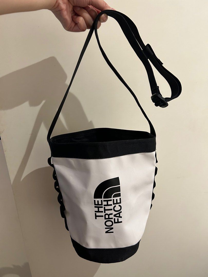 North face explore bucket bag deals