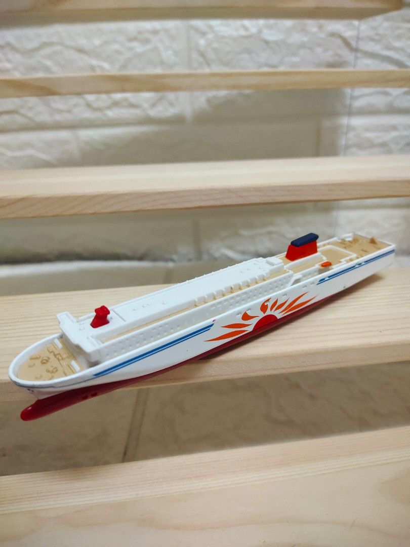 Tomica ship on sale