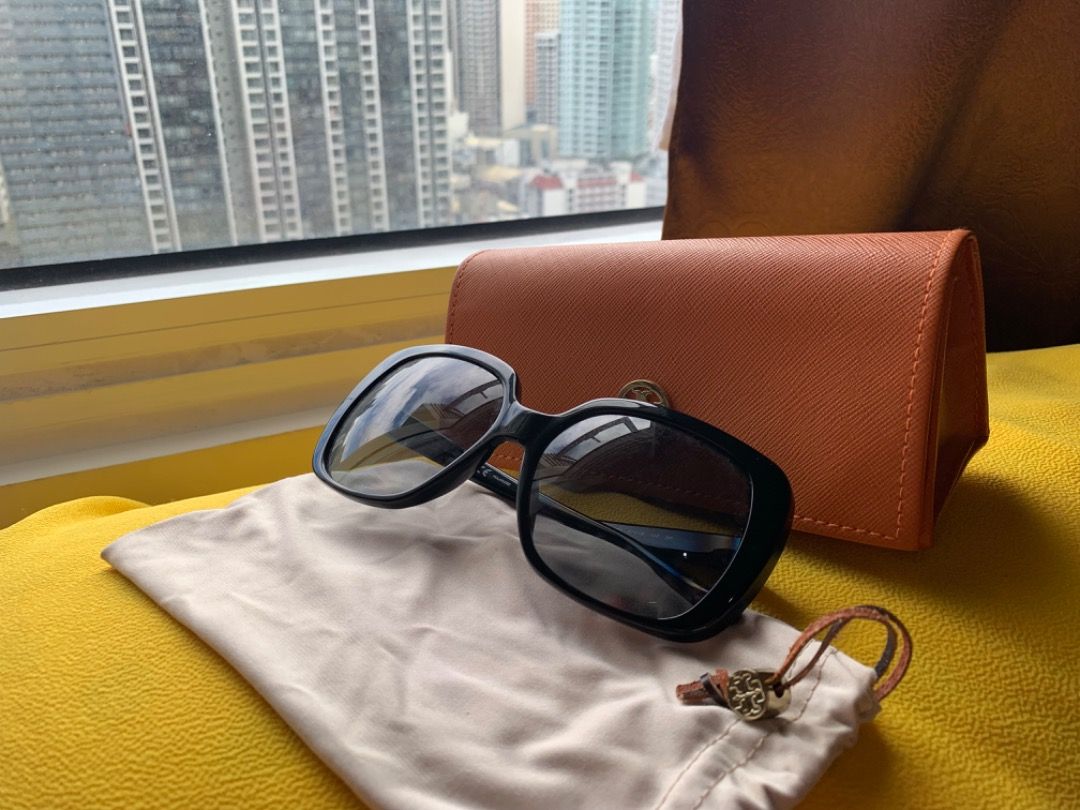 Tory Burch TY7112 Sunglasses 1377T3 57 Black Frame Grey Gradient Polarized Women s Fashion Watches Accessories Sunglasses Eyewear on Carousell