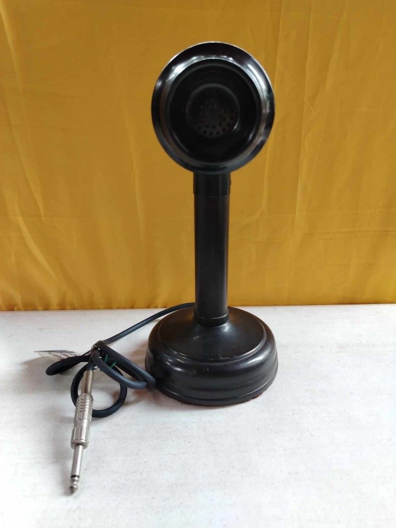 VINTAGE CANDLE STICK MICROPHONE (Category: Microphones) located in Quezon City. Submitted by ebuenvenida737 (Listing ID 1327419271, Image 1). Description: Vintage Candle Stick Microphone Working Condition.