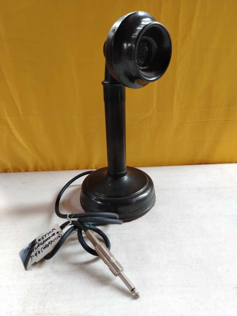 VINTAGE CANDLE STICK MICROPHONE (Category: Microphones) located in Quezon City. Submitted by ebuenvenida737 (Listing ID 1327419271, Image 2). Description: Vintage Candle Stick Microphone Working Condition.