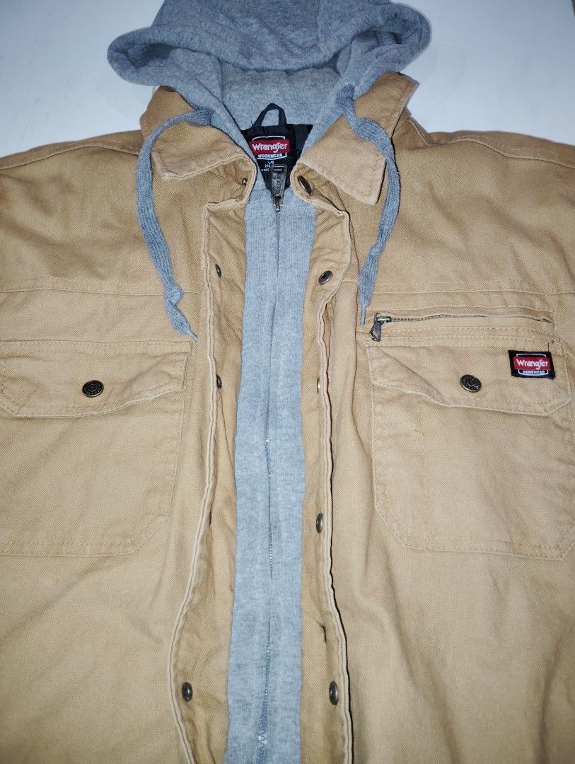 Wrangler Workwear Jacket Hoodie, Men's Fashion, Coats, Jackets and  Outerwear on Carousell