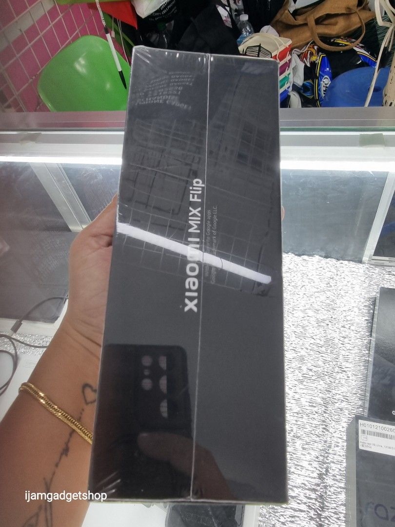 Xiaomi mix flip (Category: Xiaomi) located in Pasig City. Submitted by ijamgadgets (Listing ID 1327432229, Image 2). Description: xiaomi mix flip brandnew sealed 256gb -56k 512gb - 60k we do cod and same day delivery can pick up in our store in greenhills Tapat ng admin office we accept credit card +% ggives+6% spaylater+6% accept trade in /swap call or txr 09297180543 09291593032.