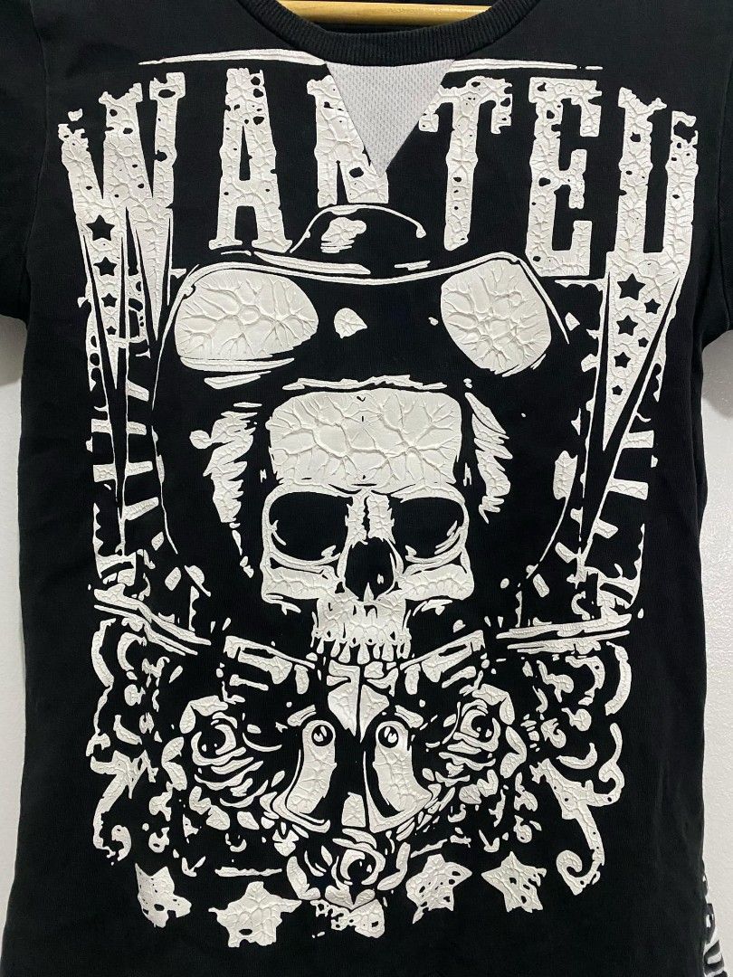 Affliction Eye Gauge 70 Skull Tee (Category: Shirts) located in Cavite. Submitted by grabanddeclutter (Listing ID 1327391513, Image 2). Description: Eye Gauge 70 Skull Tee - No issue, In excellent condition! - Color rate 9.8/10 - Dimes: W15 L front 22 L back 23 Gcash Payment Only, NO COD JnT/lalamove/LBC.