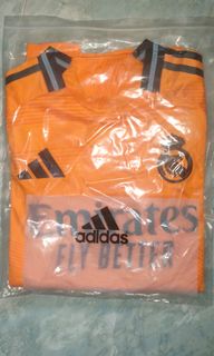 （分類：）位於 。 由 khan.jerseys 提交（商品編號 1327590311，圖片 1）。簡介： 。