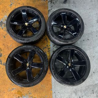 (Category: ) located in . Submitted by exoticwheels (Listing ID 1327574947, Image 1). Description: .