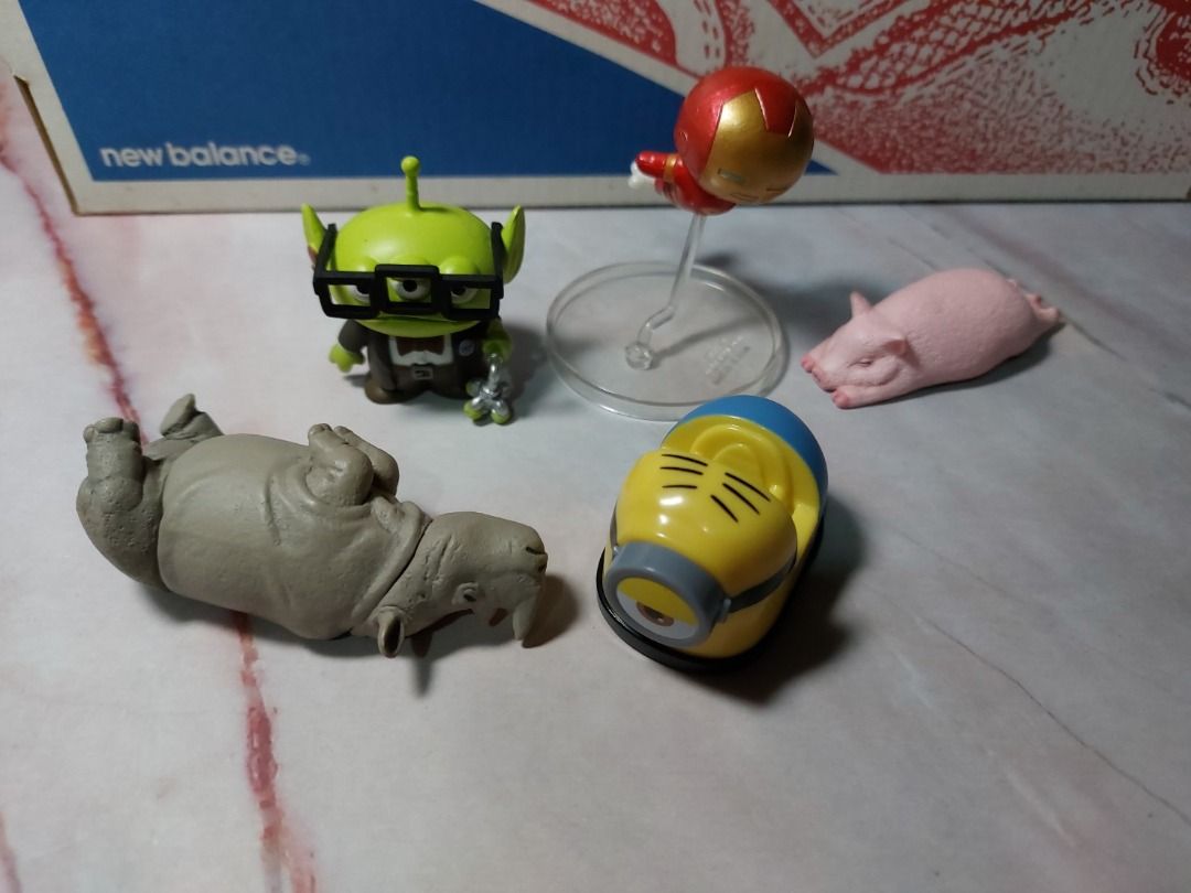 二手］戽斗星球休眠動物翼手龍刺蝟厚道動物園厚道星球戽斗星球三眼怪扭蛋公仔玩具, 書籍、休閒與玩具, 玩具、公仔、桌遊在旋轉拍賣