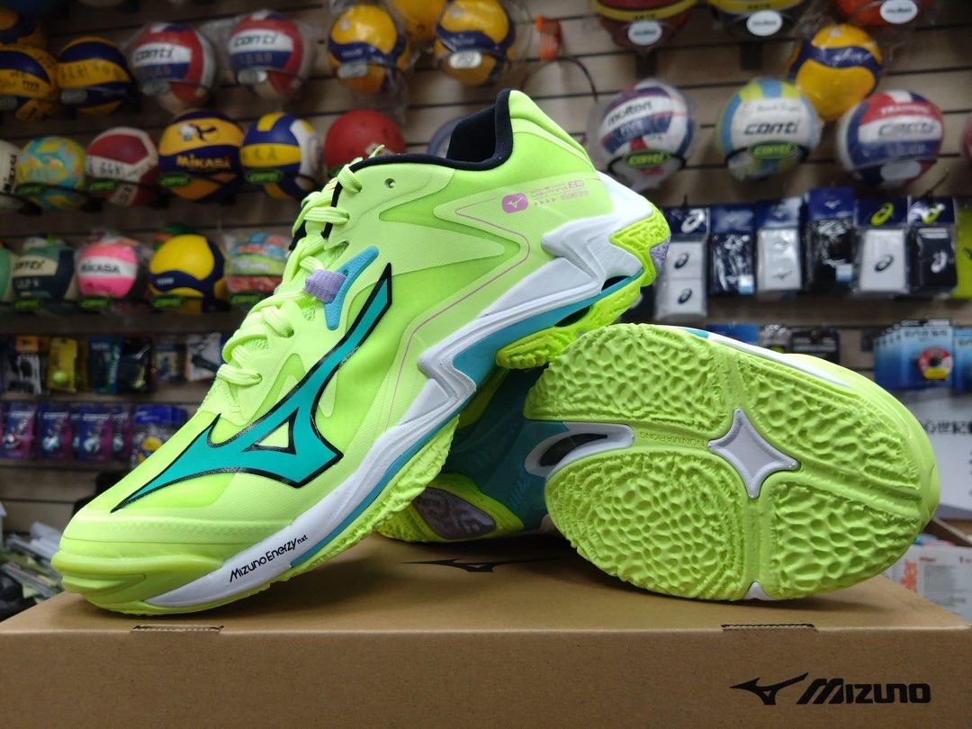 Mizuno Wave Lighting Z8 Carousell