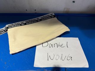 （分類：）位於 。 由 danikk 提交（商品編號 1327652916，圖片 1）。簡介： 。