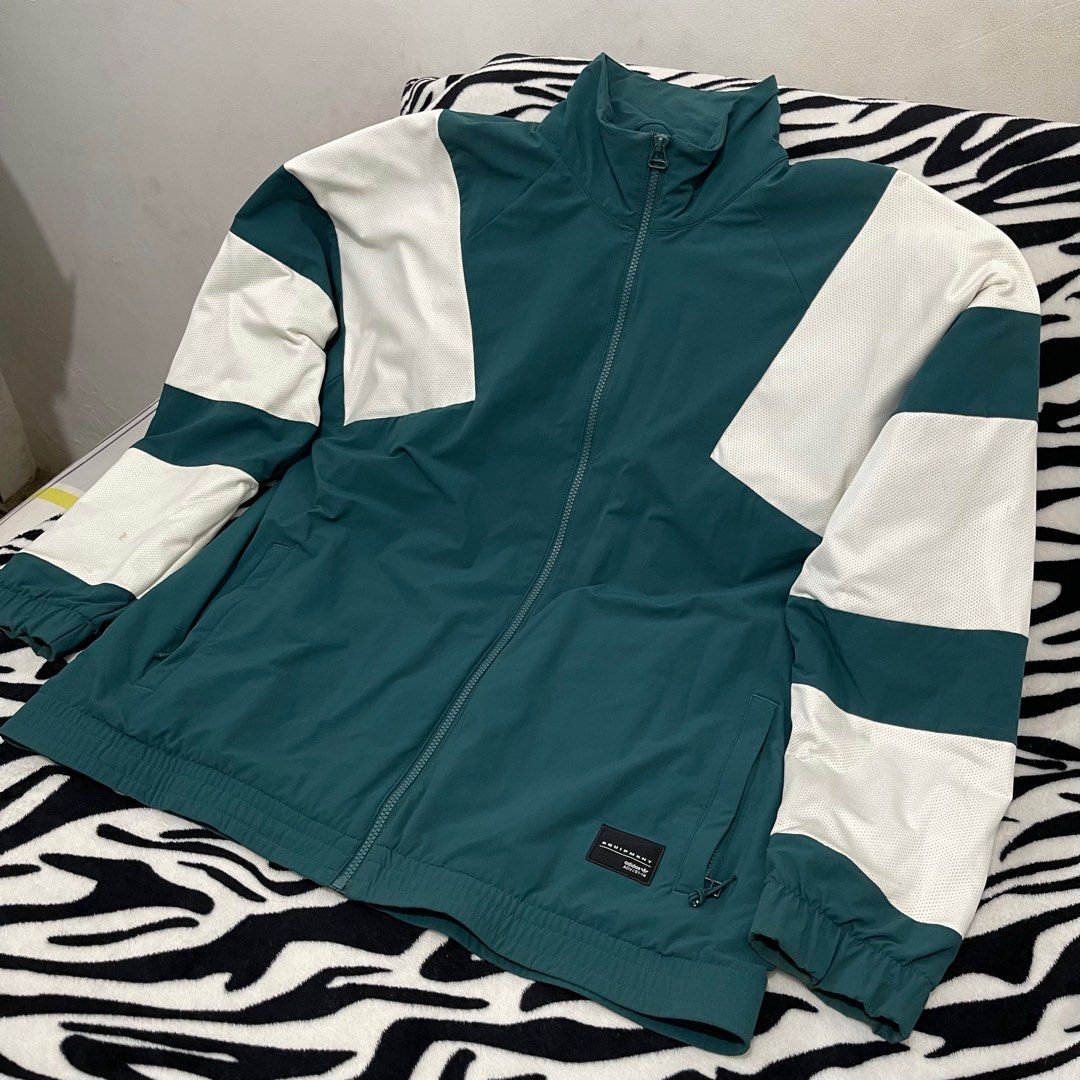 Eqt bold 2.0 track jacket hotsell