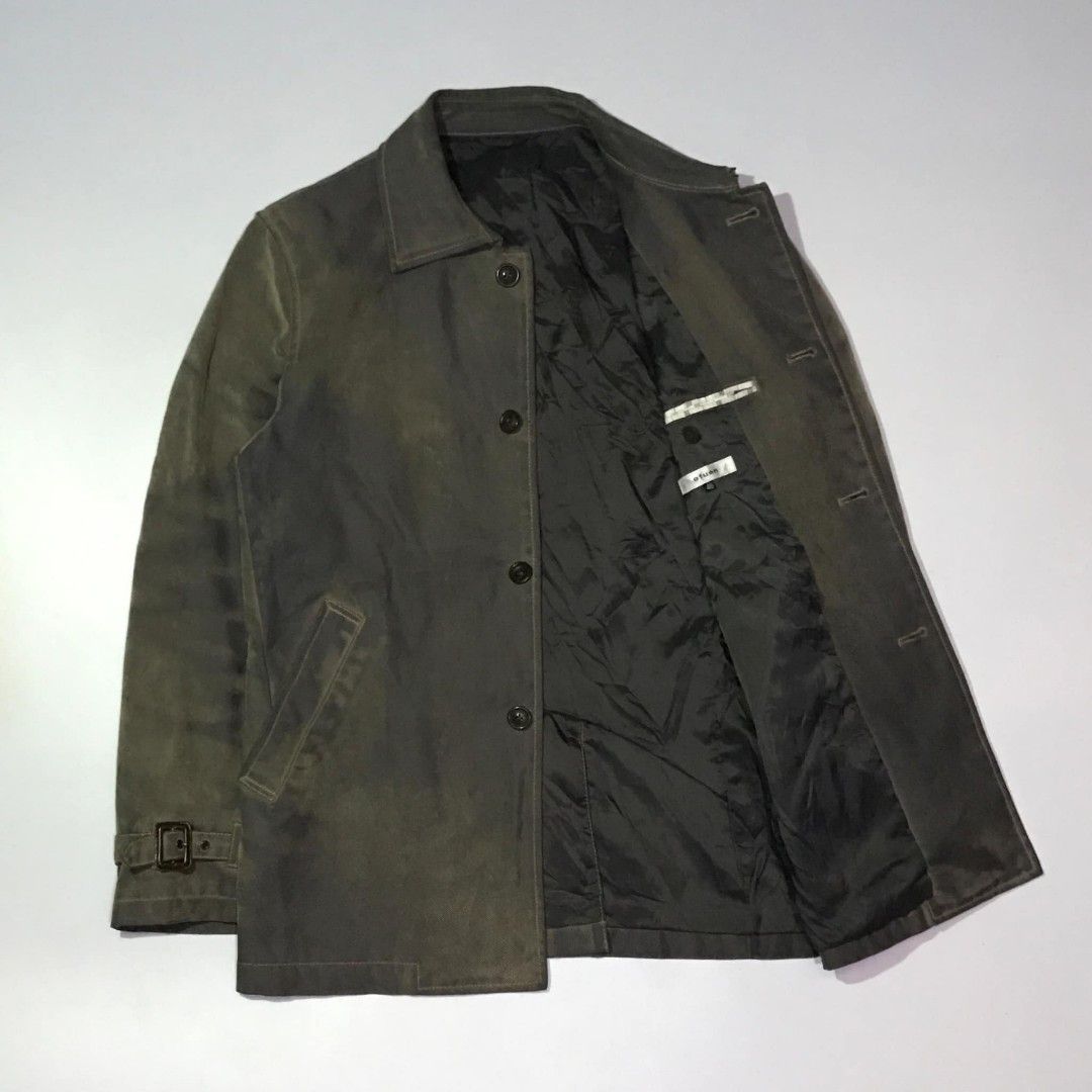 Archive "Ofuon" Denim waxed coat Jacket (Category: Coats, Jackets and Outerwear) located in Santa Cruz. Submitted by _enfantsrdarchive (Listing ID 1327714075, Image 2). Description: Selling Archive "Ofuon" Denim waxed coat Jacket tagged Size: 48 Actual measurements: Shoulder 19 inch Width pit to pit 20.5 inch Length 28 Sleeve 23 Condition: 9/10 Color rate: 9/10 Check details pic before purchase thanks! ❌ Refund ❌ Exchange +shipping fee.
