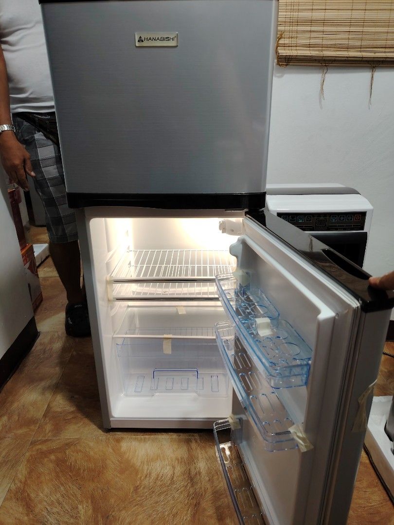 Brandnew Hanabishi Two-Door Refrigerator HAMDDREF-38 (Category: Other Kitchen Appliances) located in Bulacan. Submitted by nickahb67823 (Listing ID 1327725667, Image 2). Description: ❄️Mabilis Lumamig🧊at tipid sa kuryent👍 PERFECT FOR CONDO, SMALL SPACE(ROOM) AND HOSPITALS Brandnew 3.8cu.ft. Hanabishi Two-Door HADDREF-38 Description💯 ✅3.8 cubic feet ✅Direct cool (frost) ✅Top mounted fridge ✅Mechanical temperature control. ✅Adjustable leg. ✅Ener