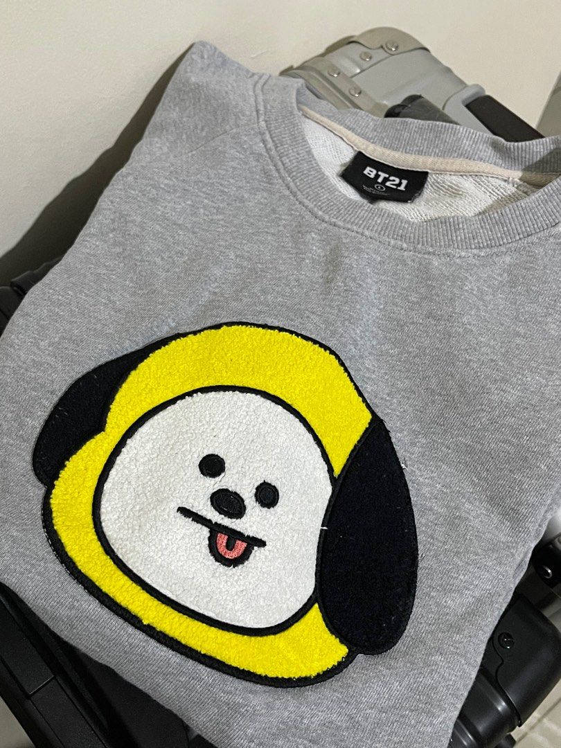 BT21 Chimmy Face Graphic Sweatshirt, Fesyen Wanita, Pakaian Wanita
