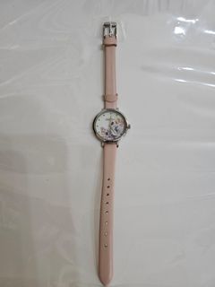 （分類：）位於 。 由 declutter21474 提交（商品編號 1327560683，圖片 1）。簡介： 。