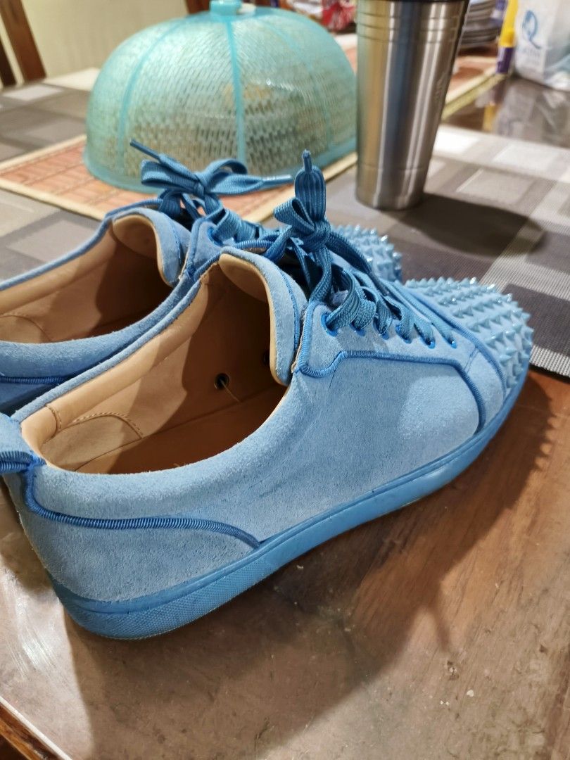 Light blue louboutins store