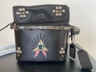（分類：）位於 。 由 MAAA__ 提交（商品編號 1327641924，圖片 1）。簡介： 。