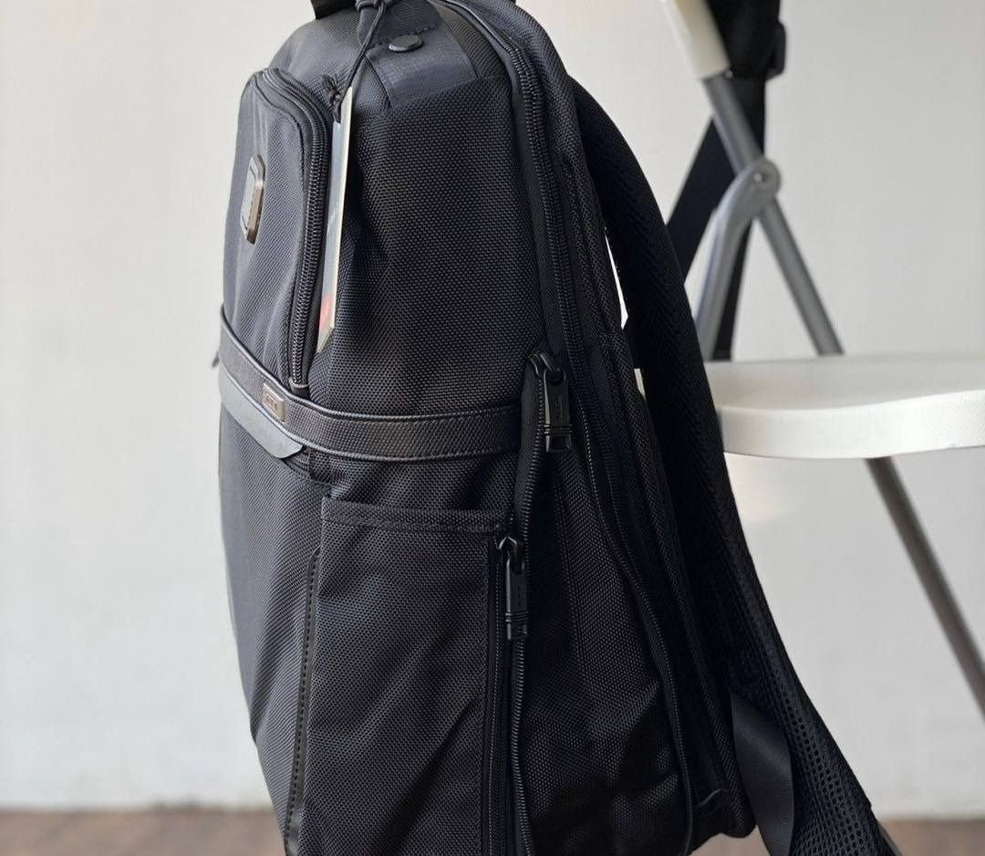 COMPACT TUMI Alpha 3 Slim Solutions Brief Pack Black