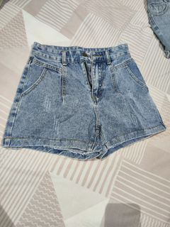 (Category: ) located in . Submitted by susie_06 (Listing ID 1327687320, Image 1). Description: .