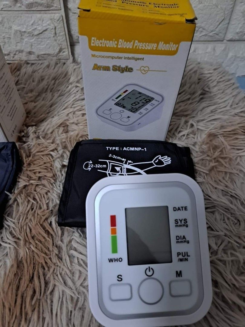DIGITAL BP MONITOR AUTOMATIC (Category: Health Monitors & Weighing Scales) located in Quezon City. Submitted by fconnie15407950 (Listing ID 1327615381, Image 1). Description: .