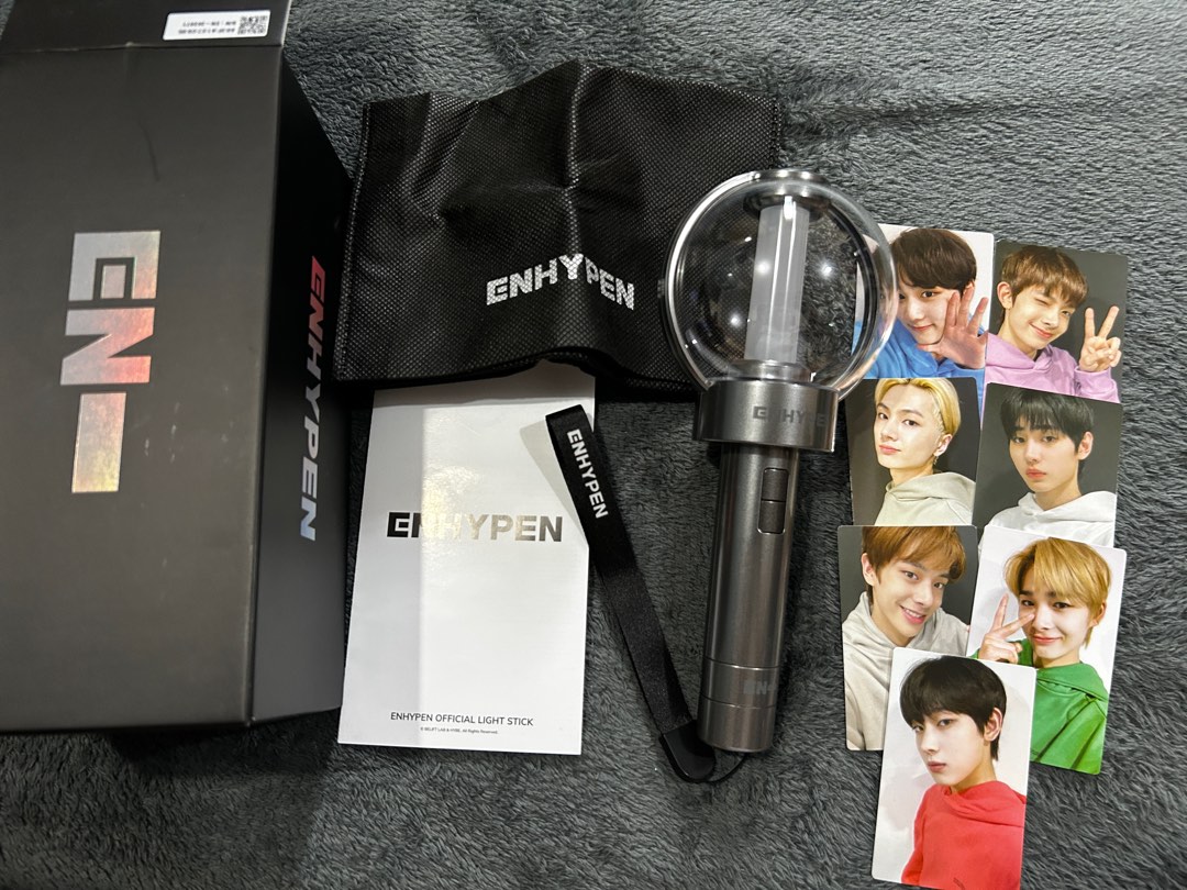 ENHYPEN Official Light Stick, Hobbies & Toys, Memorabilia