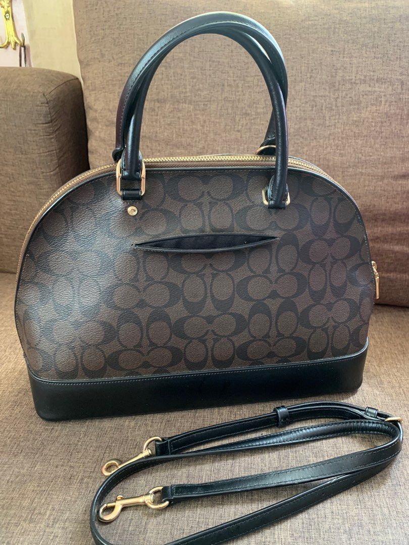 FREE SF‼️ AUTHENTIC COACH ALMA SIG BAG (Category: Luxury Bags & Wallets) located in Iloilo. Submitted by gottaloveurbanstyle (Listing ID 1327642437, Image 3). Description: • used TWICE (mostly stored only in the closet) • bought directly from COACH store • RFS: major decluttering • originally bought at around 20k. Selling very low • w/ care card.