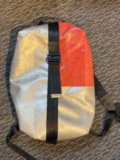 （分類：）位於 。 由 aaronrafael 提交（商品編號 1327559115，圖片 1）。簡介： 。
