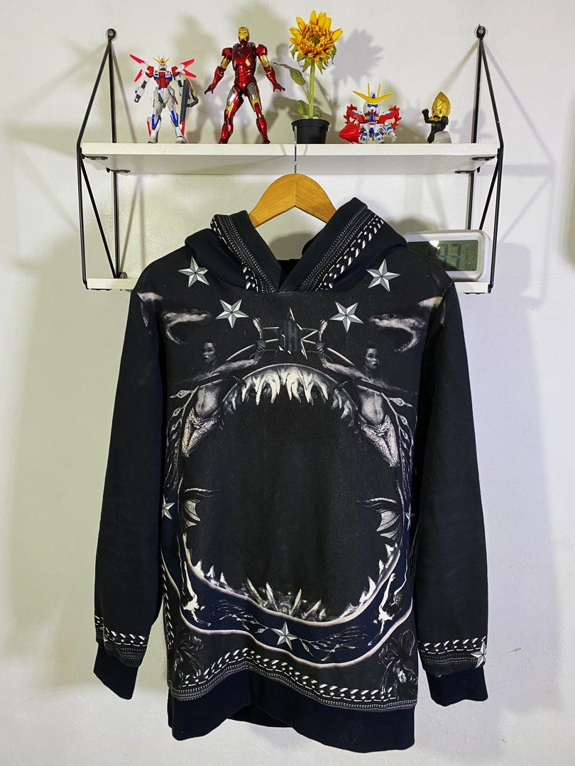 【激レア】givenchy shark mermaid hoodie パリ限定 激レア】givenchy shark mermaid hoodie パリ限定 - メルカリ