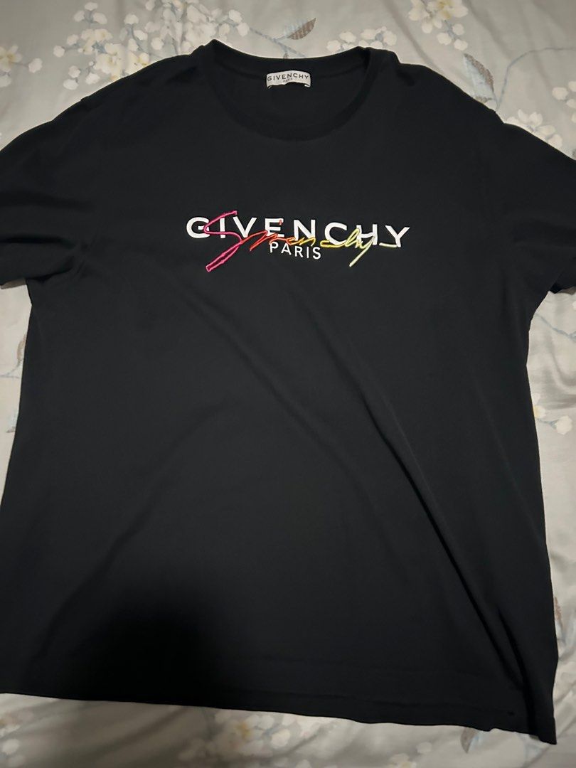 Givenchy signature tee shop