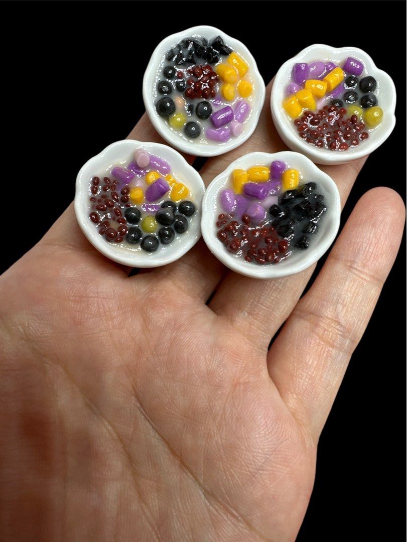 Handmade Miniature Taiwanese Taro / Yam 芋圓 and Sweet Potato balls 地瓜圓 dessert, clay, 1 bowl (Category: Handmade Craft) located in Singapore. Submitted by mini.collectibles.1 (Listing ID 1327663213, Image 3). Description: Handmade Miniature Taiwanese Taro / Yam 芋圓 and Sweet Potato balls 地瓜圓 dessert, clay, 1 bowl All are handmade. Size may varies. May have finger pressing stains. Made from clay. Miniature Showcase Display Store at the address below