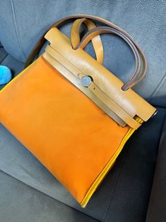 （分類：）位於 。 由 siu.siu.rabbit 提交（商品編號 1327714836，圖片 1）。簡介： 。