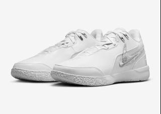 (Category: ) located in . Submitted by sneakerhead333 (Listing ID 1327567980, Image 1). Description: .