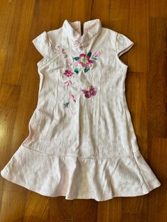 (Category: ) located in . Submitted by chiffon_cake (Listing ID 1327569986, Image 1). Description: .