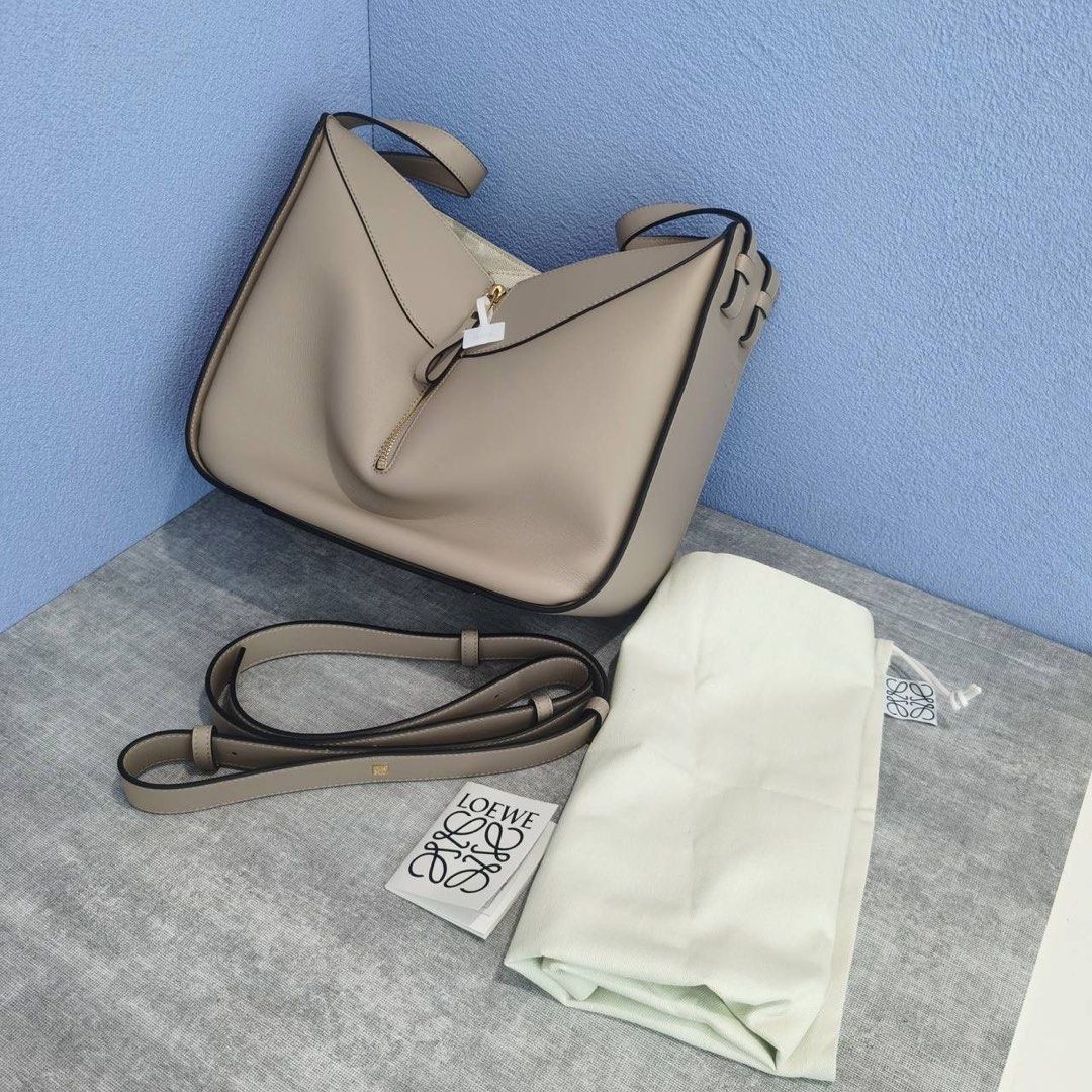 ロエベ ハンモック スモール サンドミンク LOEWE ハンモック スモール