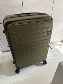 （分類：）位於 。 由 isfavourit 提交（商品編號 1327635213，圖片 1）。簡介： 。