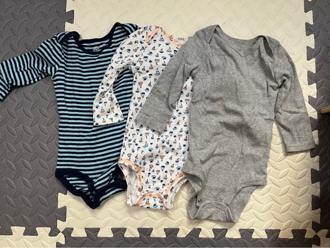 Longsleeve Onesies (Category: Babies & Kids Fashion) located in Quezon City. Submitted by ronaca (Listing ID 1327636451, Image 1). Description: 100 each Brand is Simple Joys by Carter’s Size tag is 18 months Snaps working well and overall condition of clothing is great Shipping to be shouldered by buyer.