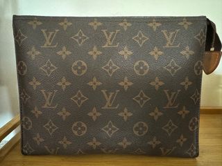 (Category: ) located in . Submitted by bundlepreloved_nimsay (Listing ID 1327603461, Image 1). Description: .