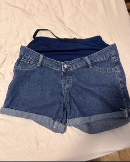 (Category: ) located in . Submitted by hazel.p.23 (Listing ID 1327589172, Image 1). Description: .
