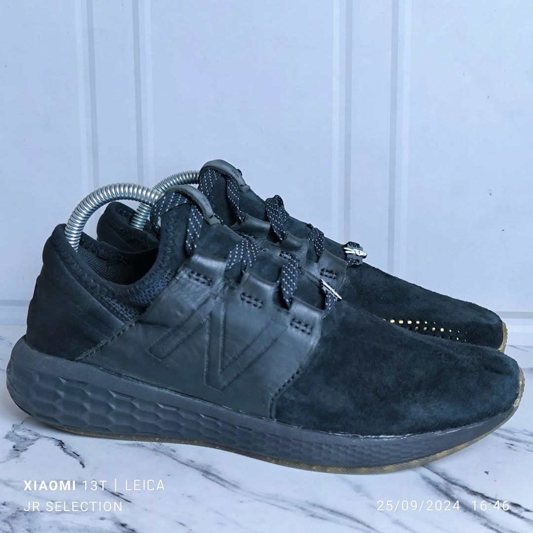 New Balance FreshFoam Cruz x Disney Ori 40.5 Fesyen Pria Sepatu Sneakers di Carousell