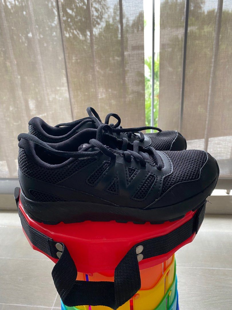 New balance black school shoes store