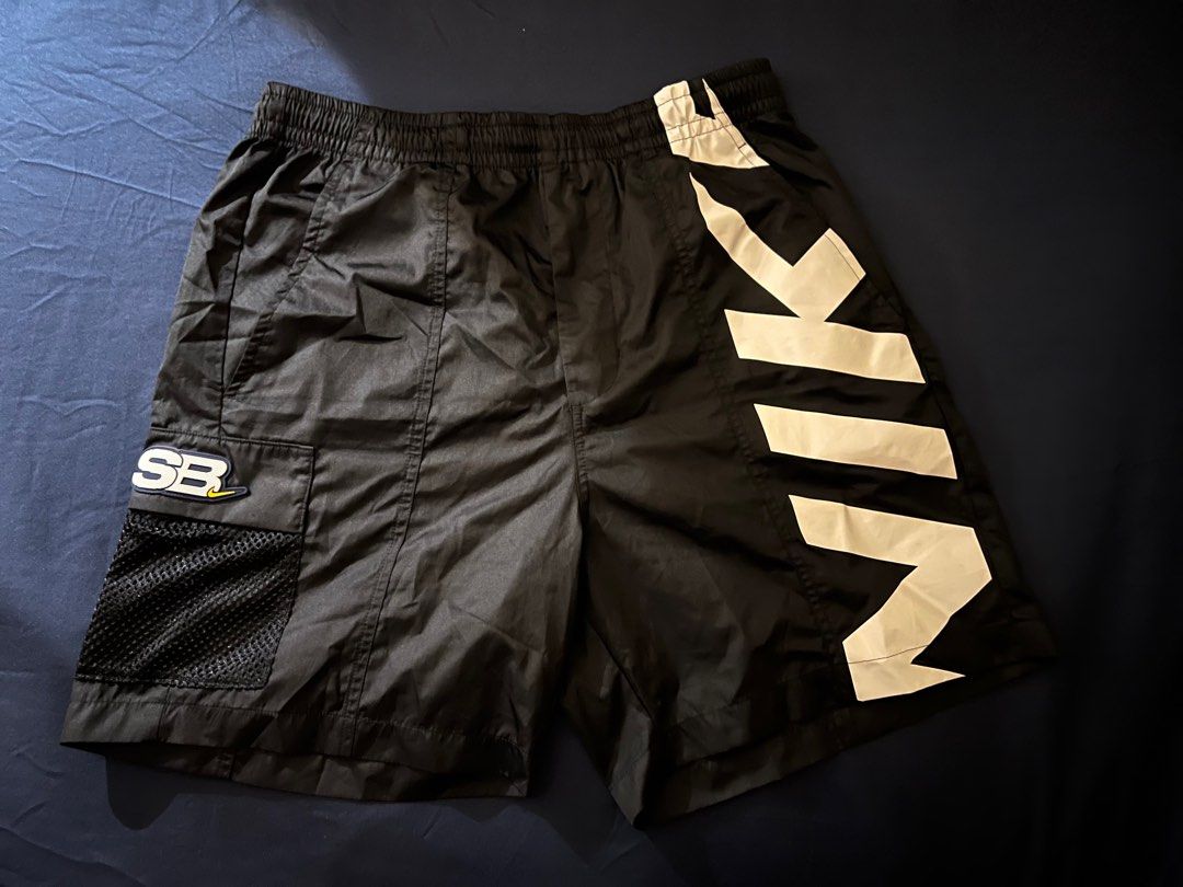 Nike dri fit cargo shorts shop