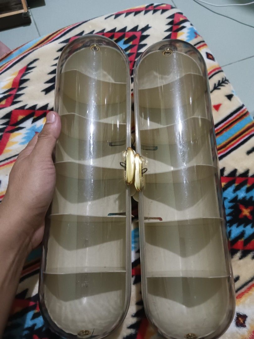 Pair of plastic wall hang organizer container (Category: Storage Boxes & Baskets) located in Quezon City. Submitted by markgolveo (Listing ID 1327688322, Image 2). Description: Pair of plastic wall hang organizer container missing back plates for the wall one piece crack on left side signs of wears.