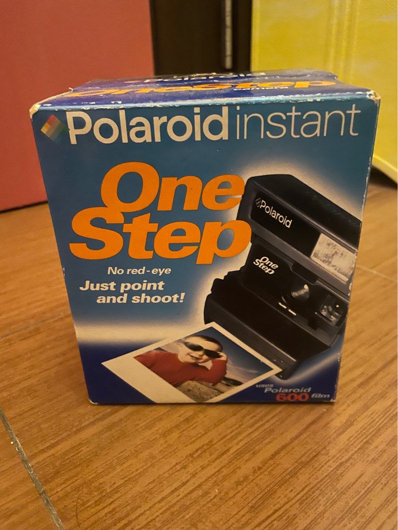 vintage polaroid instant one step camera (Category: Cameras) located in Makati City. Submitted by blingbinz (Listing ID 1327669058, Image 2). Description: - vintage camera - used a few years ago .